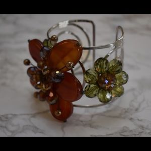 W Stones & Beads Flowered Metal Bracelet